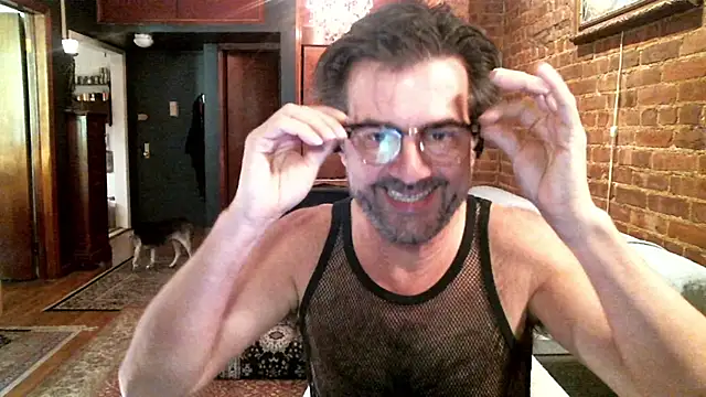 Snapshot of Johnny_Bottoms chatting on 3, 5, 2026 Johnny Bottoms online show from 3, 5, 2026