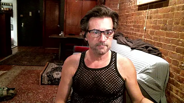 Snapshot of Johnny_Bottoms chatting on 25, 11, 2025 Johnny Bottoms online show from 25, 11, 2025