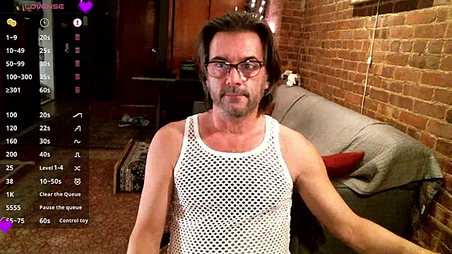 Snapshot of Johnny_Bottoms chatting on 14, 1, 2025 Johnny Bottoms online show from 14, 1, 2025