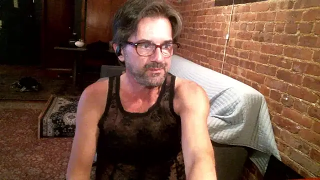 Snapshot of Johnny_Bottoms chatting on 22, 10, 2025 Johnny Bottoms online show from 22, 10, 2025