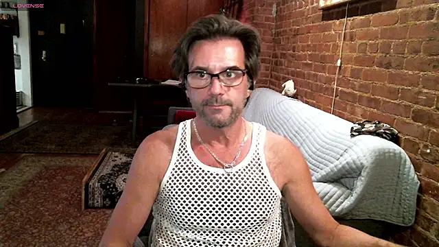 Snapshot of Johnny_Bottoms chatting on 21, 11, 2025 Johnny Bottoms online show from 21, 11, 2025