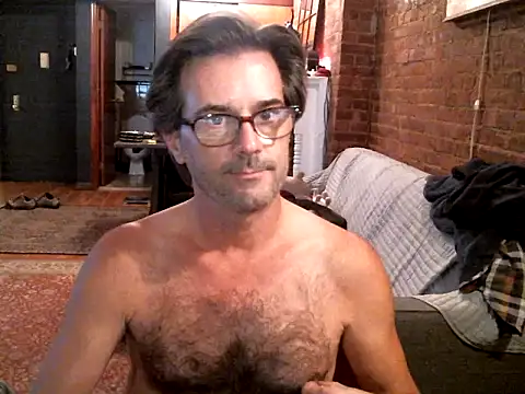 Snapshot of Johnny_Bottoms chatting on 7, 11, 2025 Johnny Bottoms online show from 7, 11, 2025
