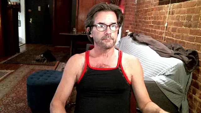 Snapshot of Johnny_Bottoms chatting on 28, 11, 2025 Johnny Bottoms online show from 28, 11, 2025