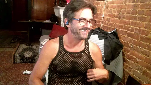 Snapshot of Johnny_Bottoms chatting on 1, 10, 2025 Johnny Bottoms online show from 1, 10, 2025