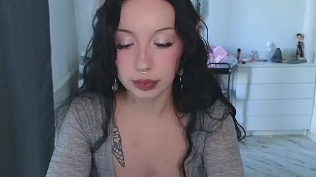 MoranaMissGod online show from 19, 6, 2026