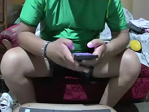 Snapshot of manolo666hot chatting on 16, 5, 2026 manolo666hot online show from 16, 5, 2026