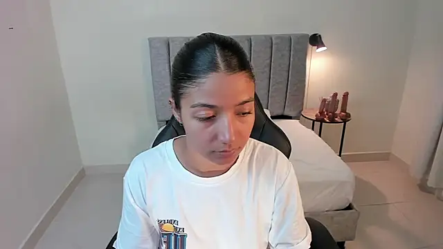 martina roldam online show from 22, 10, 2025