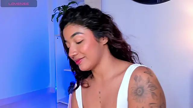 martina roldam online show from 29, 1, 2025