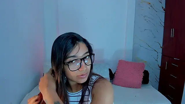 martina roldam online show from 22, 4, 2026