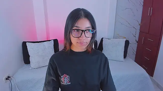 martina roldam online show from 21, 3, 2026