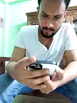 GildanK18 online show from 11, 3, 2025