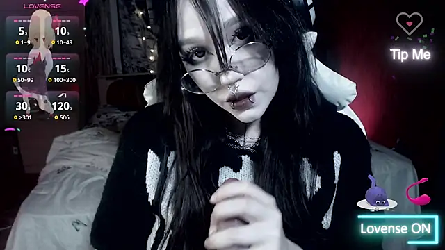 chloe crystall killer online show from 27, 10, 2025