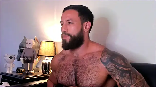 Snapshot of BradLeon_ chatting on 27, 11, 2025 BradLeon online show from 27, 11, 2025