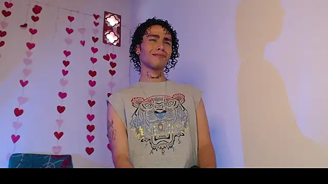 seven7xis online show from 10, 2, 2025