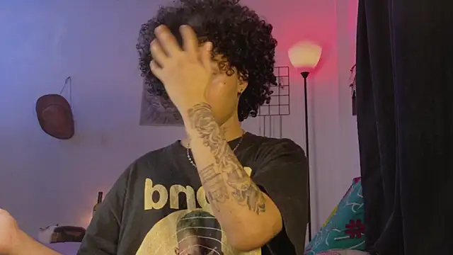 seven7xis online show from 6, 3, 2026