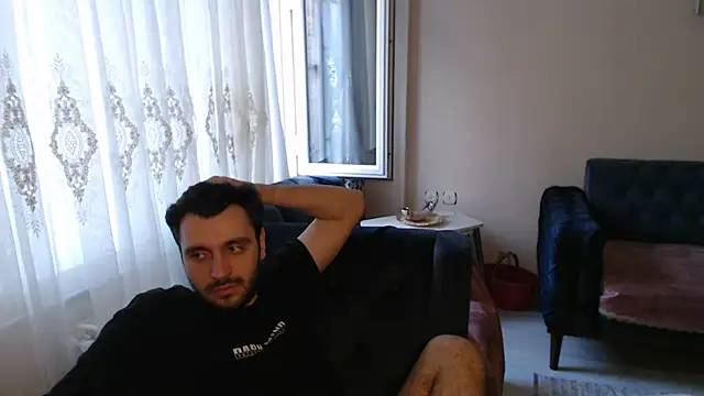 Snapshot of handsomeee04 chatting on 2, 6, 2026 handsomeee04 online show from 2, 6, 2026