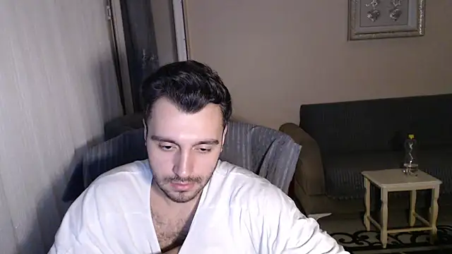 handsomeee04 online show from 29, 9, 2025
