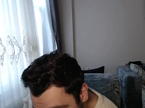 handsomeee04 online show from 27, 3, 2026