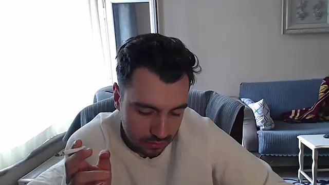 handsomeee04 online show from 8, 11, 2025