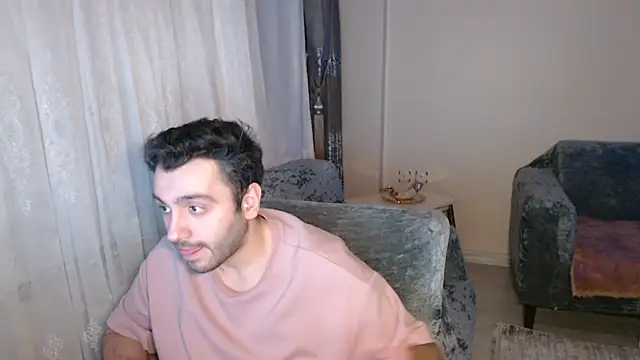 handsomeee04 online show from 12, 6, 2026