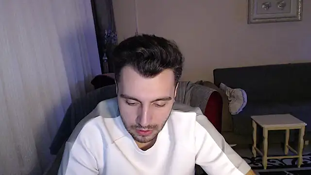 handsomeee04 online show from 22, 9, 2025