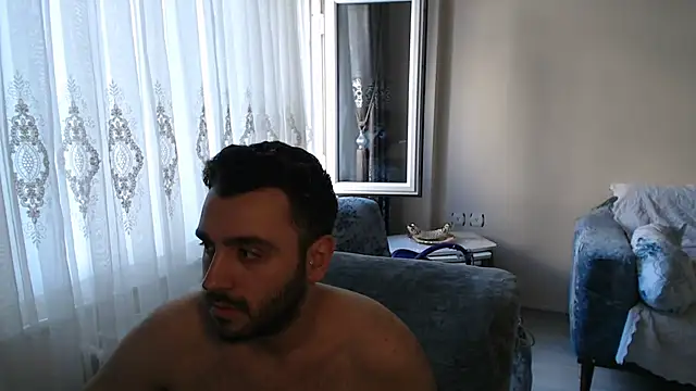 handsomeee04 online show from 23, 6, 2026