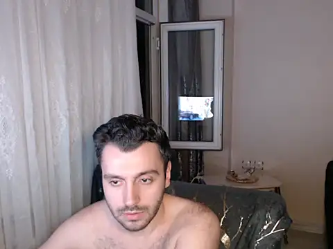 handsomeee04 online show from 14, 7, 2026