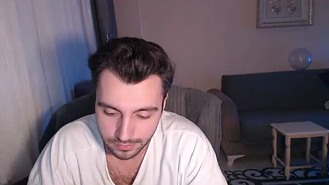 handsomeee04 online show from 9, 10, 2025