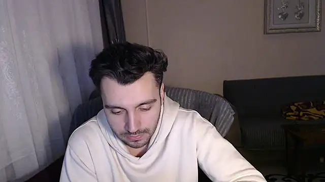 handsomeee04 online show from 14, 11, 2025