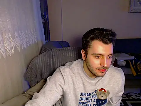 handsomeee04 online show from 22, 2, 2025