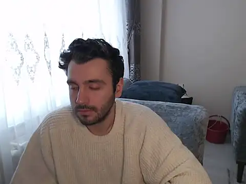 handsomeee04 online show from 18, 4, 2026