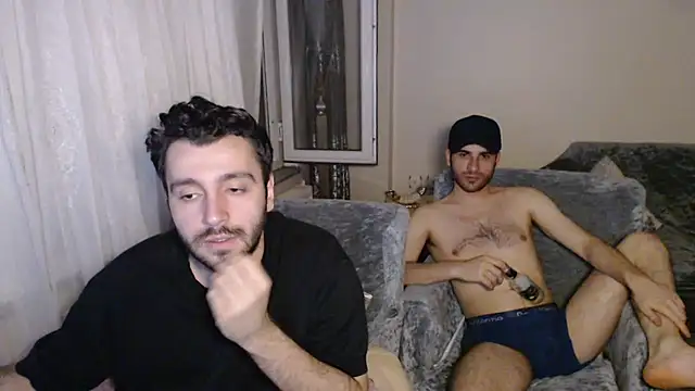 handsomeee04 online show from 8, 6, 2026