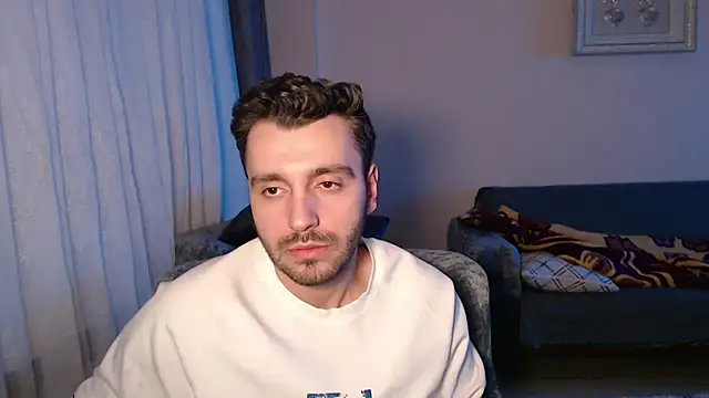 handsomeee04 online show from 28, 2, 2026