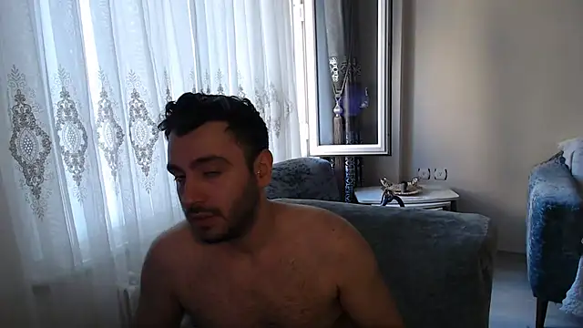 handsomeee04 online show from 29, 6, 2026