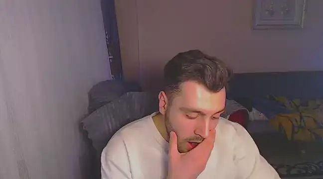 handsomeee04 online show from 26, 2, 2025