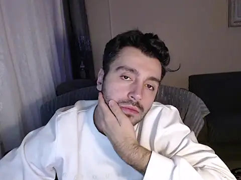 handsomeee04 online show from 1, 12, 2025