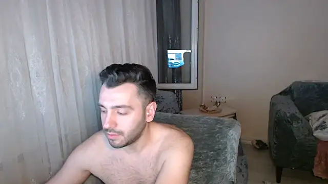handsomeee04 online show from 15, 6, 2026
