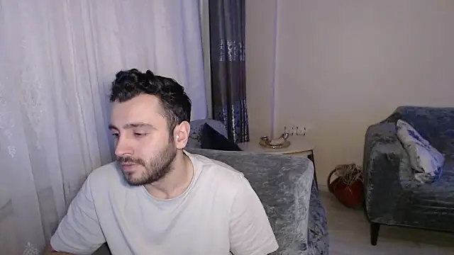 Snapshot of handsomeee04 chatting on 20, 5, 2026 handsomeee04 online show from 20, 5, 2026