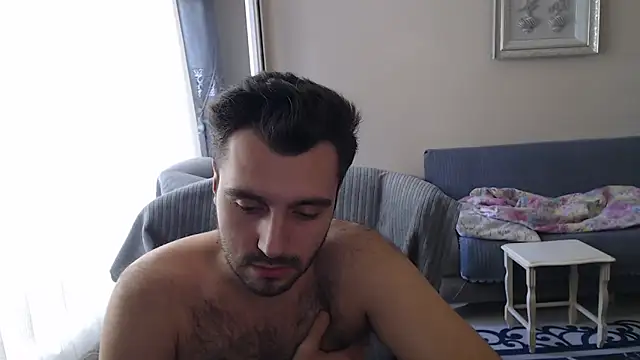 handsomeee04 online show from 4, 10, 2025