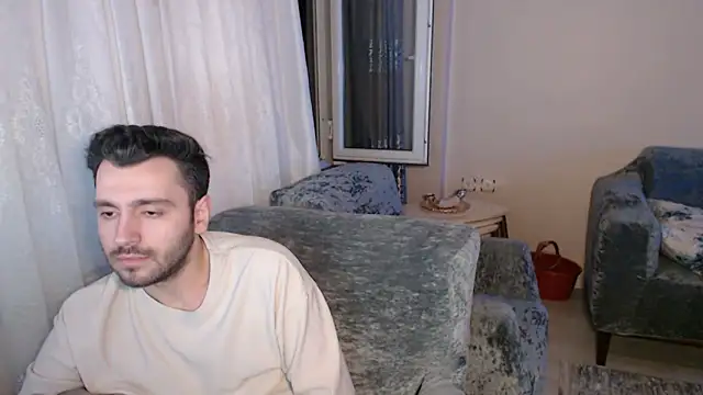 handsomeee04 online show from 15, 5, 2026