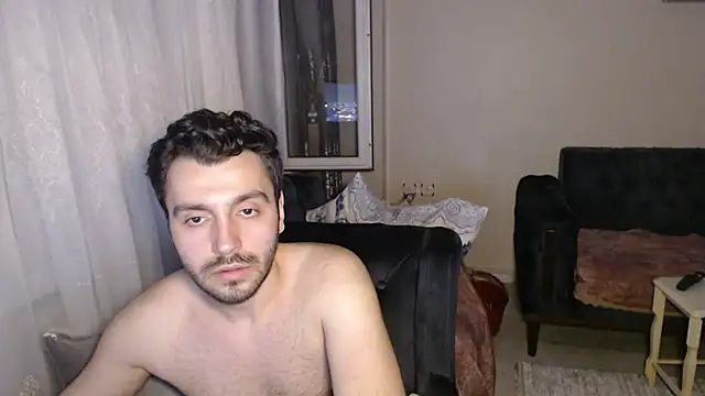 Snapshot of handsomeee04 chatting on 2, 6, 2026 handsomeee04 online show from 2, 6, 2026