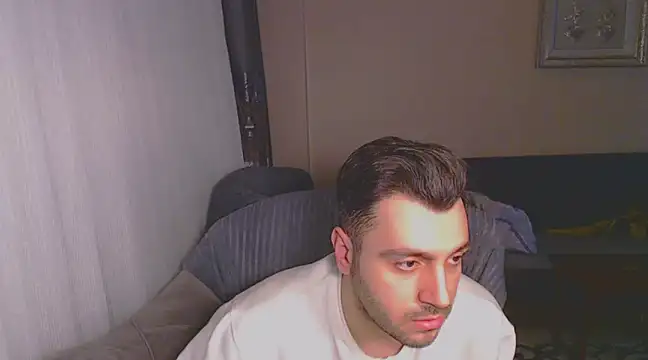handsomeee04 online show from 28, 2, 2025