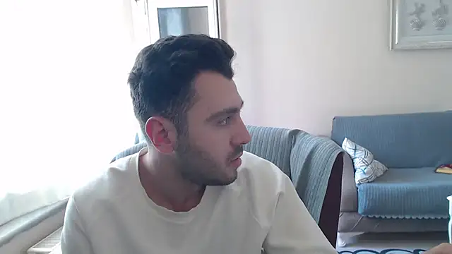 handsomeee04 online show from 9, 11, 2025