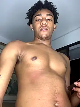 Snapshot of Boy_cock18 chatting on 14, 12, 2025 Boy cock18 online show from 14, 12, 2025