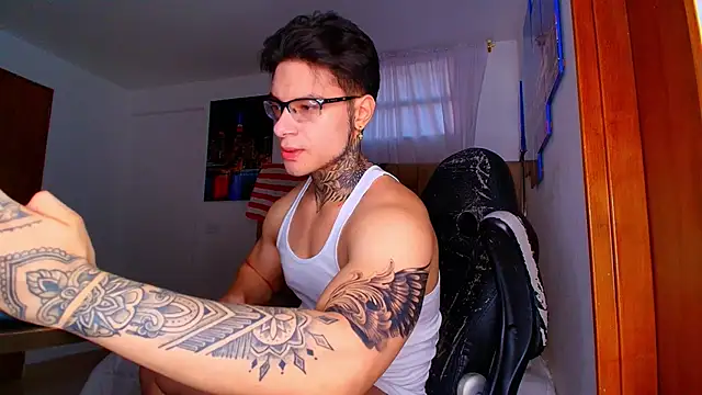 DennisWalkerr online show from 28, 11, 2025