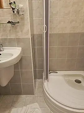 koudelka2322 online show from 22, 12, 2025