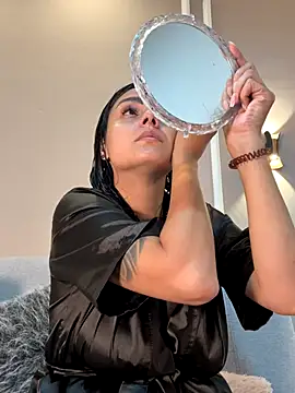 Abril jones10 online show from 30, 11, 2025