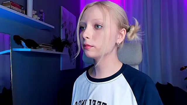 Snapshot of forget_me_not_eve chatting on 5, 2, 2025 forget me not eve online show from 5, 2, 2025