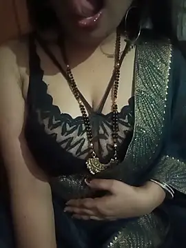 Snapshot of Soniya_444 chatting on 31, 5, 2026 Soniya 444 online show from 31, 5, 2026