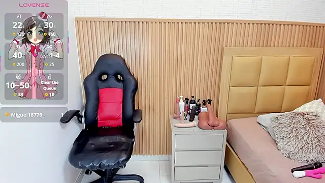 LOLAMAXI online show from 26, 11, 2025